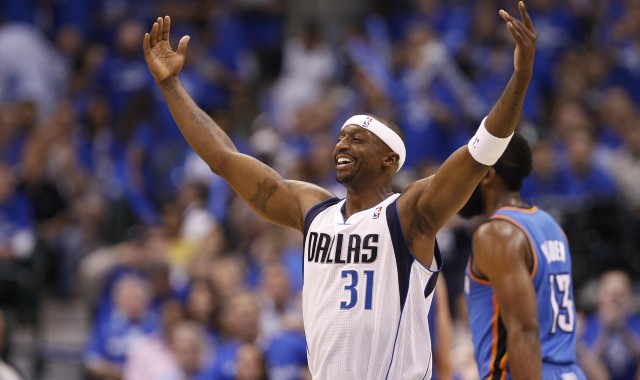 韦德坦言：詹姆斯全能防守难敌特里无球跑动战术