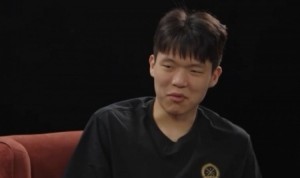 云开体育-教练本季叮嘱你最多的是？瀚森：跑快点 说我在场上跟人跳舞